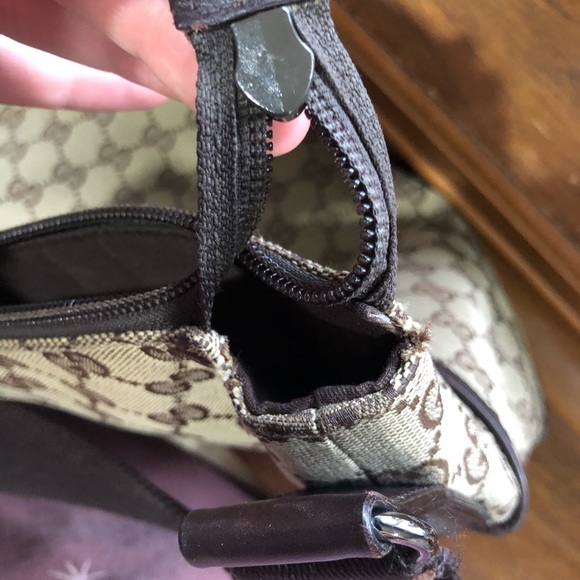 Gucci monogram messenger bag with duster - Picture 3 of 7